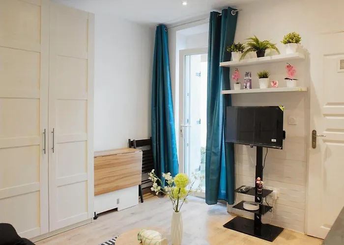 Apartamento With A Terrace *