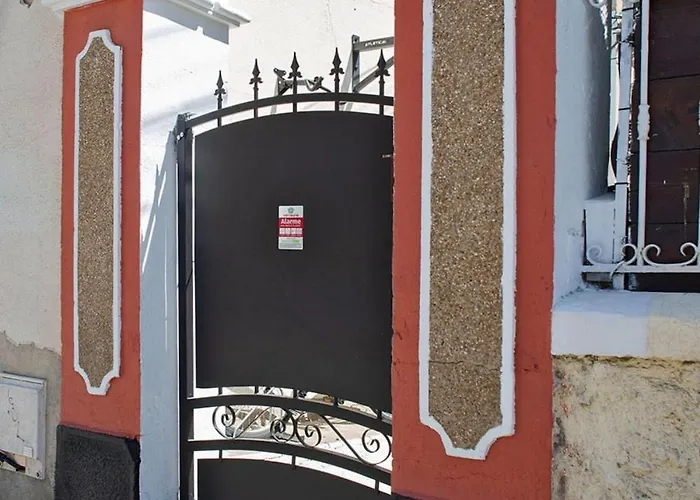 With A Terrace Apartamento Toulon